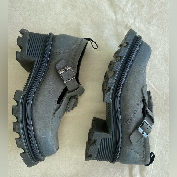 Dr. Martens Atlas Corran Mary Jane Gray Suede Platform Heeled Oxfords Women’s 11 - Picture 7 of 14